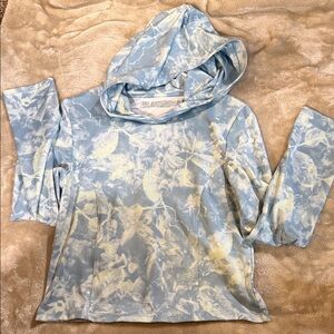 VS Sport Blue and Cream Tie-Dye Hooded Top
